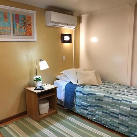 Hostal Las Condes Familiar Сантьяго Екстер'єр фото