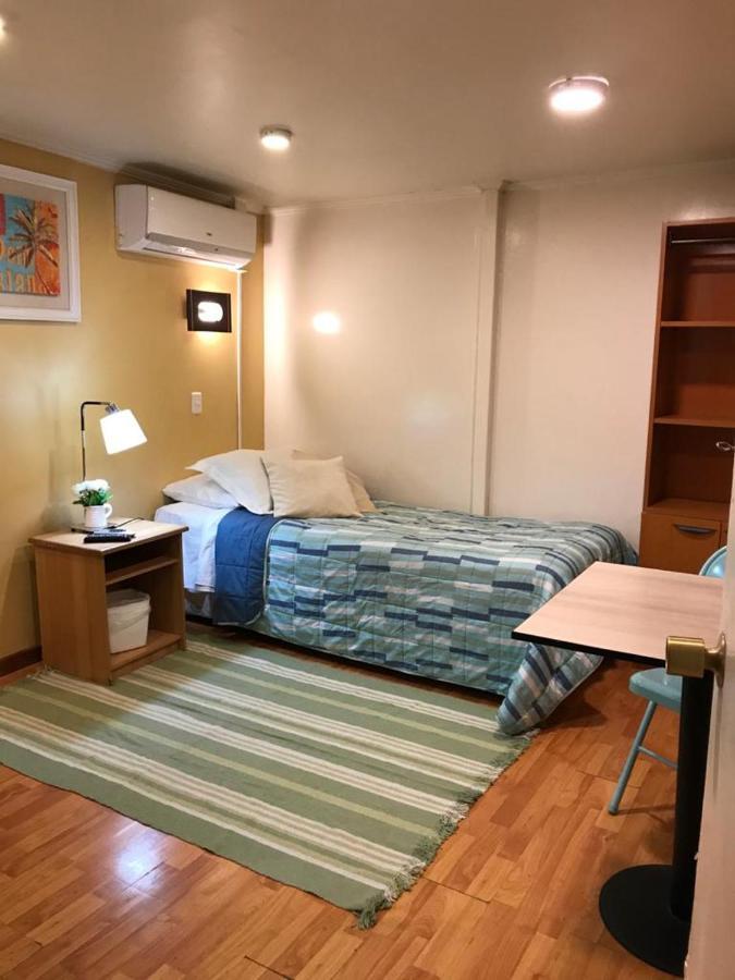 Hostal Las Condes Familiar Сантьяго Екстер'єр фото